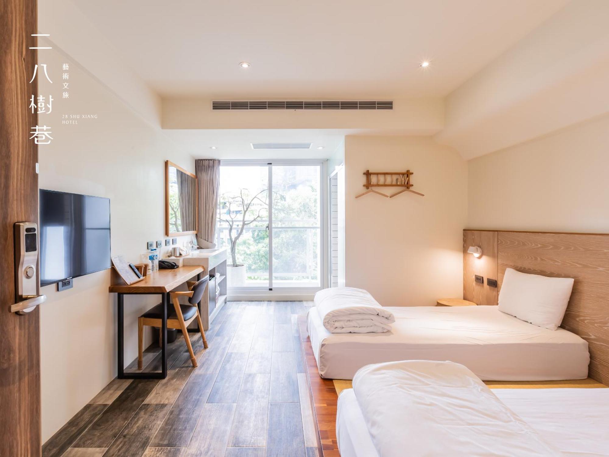 28 Shu Xiang Hotel Taichung Esterno foto